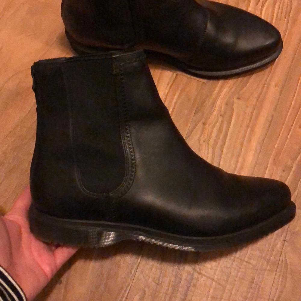 COPY - Dr. Marten Zillow booties